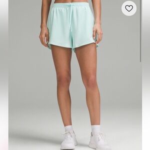 NEW lululemon Lightweight High-Rise Relaxed Short 3" *Long Liner, Ideal Mint, 4